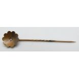 Victorian 15ct gold stick pin set with a rose cut citrine, 1.9g, 6cm