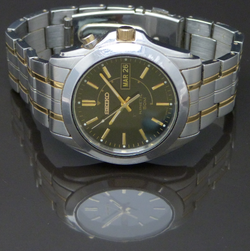 Seiko Kinetic gentleman's automatic wristwatch ref. 5M63-0AH0 with day and date aperture, luminous - Image 2 of 3