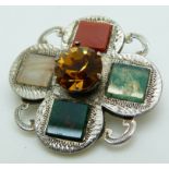 A hallmarked silver brooch set with agate by Ward Brothers, Glasgow 1951