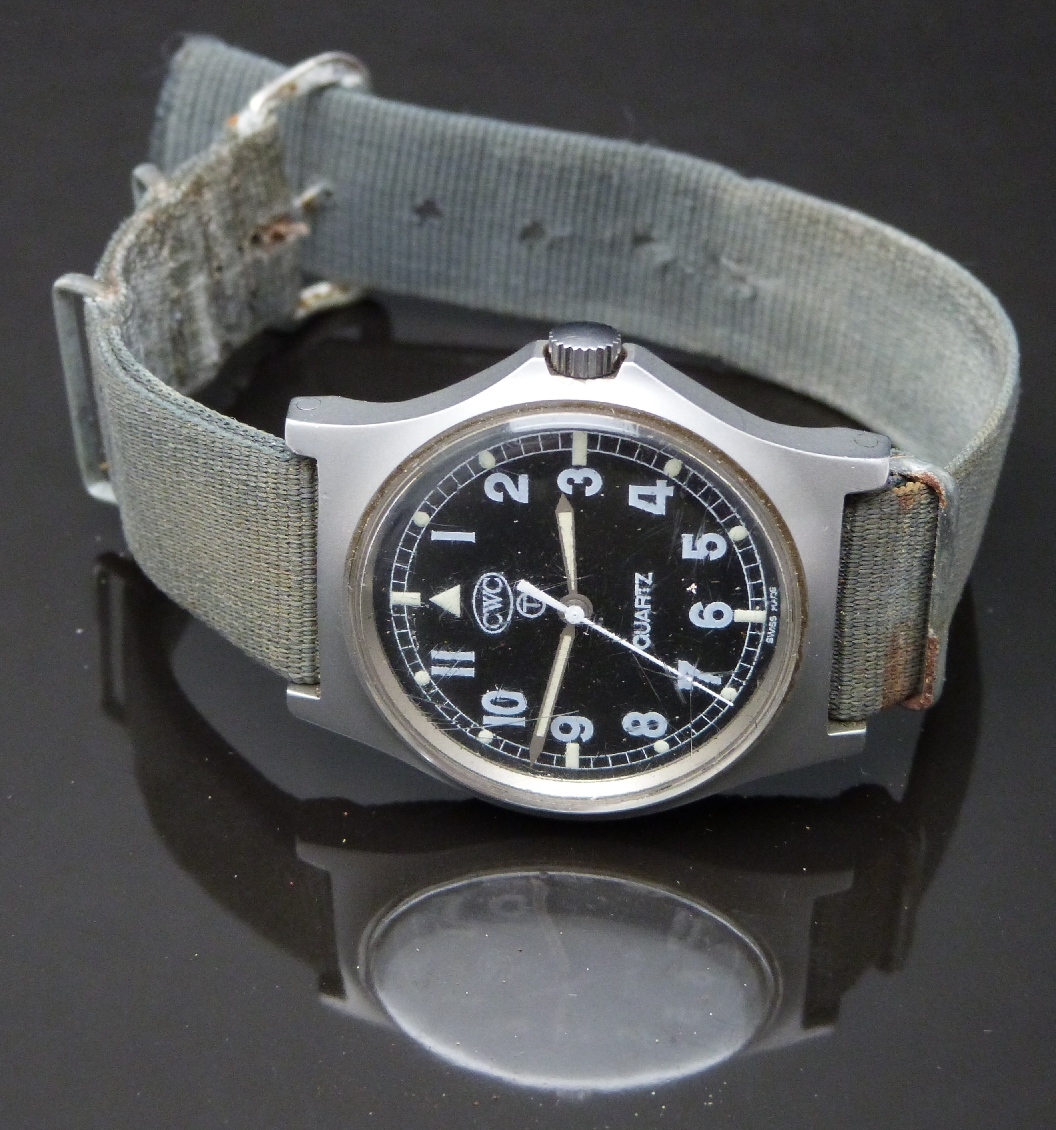 Cabot Watch Company (CWC) W10 gentleman's British Army military wristwatch with luminous hands and - Image 2 of 4
