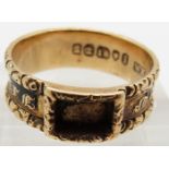 Victorian mourning ring inscribed Susannah Blakey aged 78, London 1824, 5.3g, size T