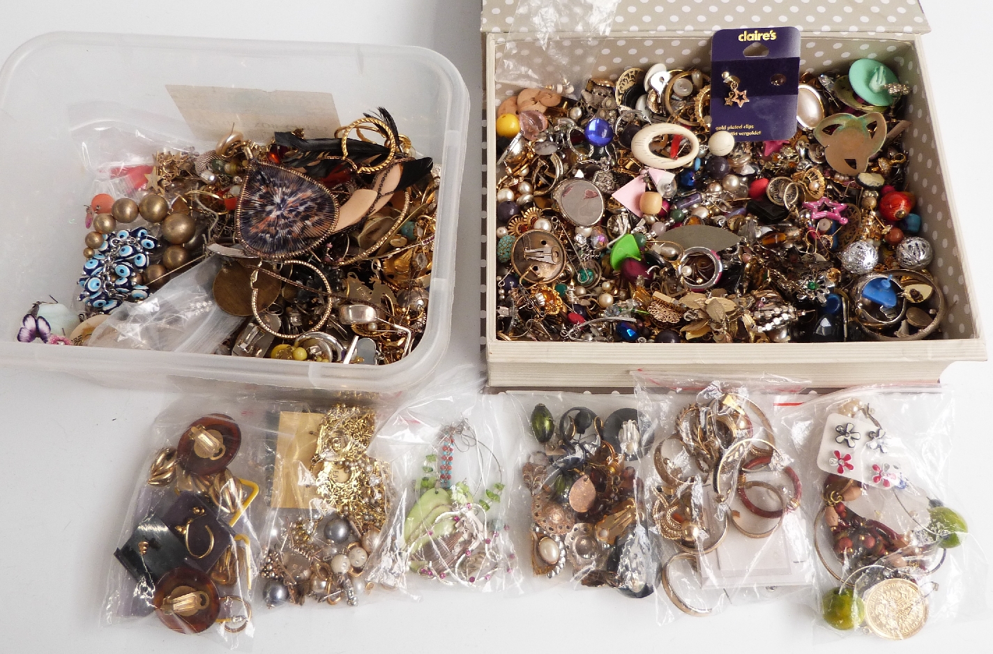 A collection of vintage earrings including silver, 1950s, etc