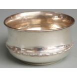 George V hallmarked silver sugar bowl, London 1923 maker Josiah Williams & Co, diameter 9cm weight