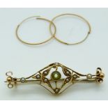Edwardian brooch set with peridot and seed pearls and a pair of 9ct gold earrings,3.1g