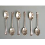 Six hallmarked silver rat tail teaspoons, London 1904/5 maker William Hutton & Sons Ltd, length 13cm