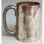 Victorian hallmarked silver pint tankard of plain tapering form with gilt wash interior, London 1898