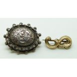 Victorian silver brooch and a Victorian yellow metal "g" brooch