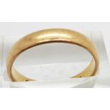 A 22ct gold wedding band/ring, 4.4g, size P