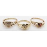 Three 9ct gold rings in the form of hearts, 3.7g