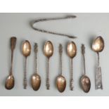 George V set of six hallmarked silver apostle spoons and tongs London 1913, hallmarked silver
