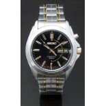 Seiko Kinetic gentleman's automatic wristwatch ref. 5M63-0AH0 with day and date aperture, luminous