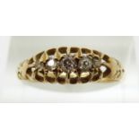 Victorian 18ct gold ring set with five old cut diamonds, 2.6g, size P