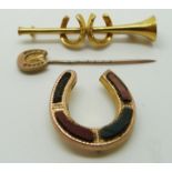 9ct gold brooch in the form of a horn and horseshoes, a horseshoe pin and another brooch, 5.1g