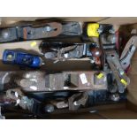 A collection of woodworking planes including Stanley no4 x 2, 5, RB5, spoke shave, record no7 and