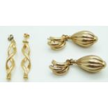 Two pairs of 9ct gold earrings, 7.2g