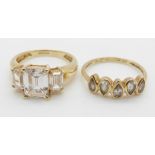 Two 14ct gold rings set with cubic zirconia 7.5g