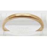 A 9ct gold wedding band/ring, 1.7g, size R