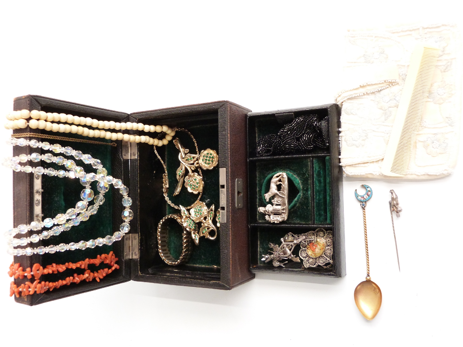 Collection of jewellery including filigree, white metal, mother of pearl, Japanese and enamel - Image 3 of 3