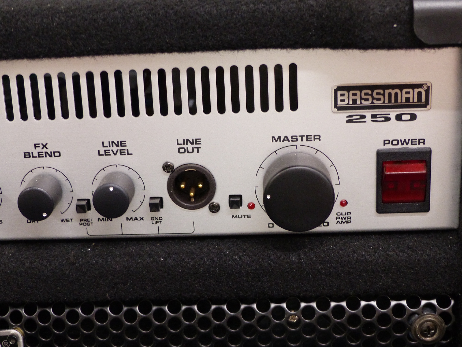 Fender bass amplifier Bassman 250 - Image 2 of 3