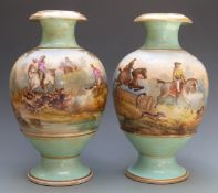 Pair of pedestal baluster vases decorated with hunting scenes, H31cm