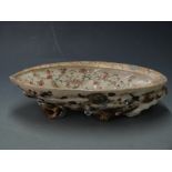 19thC Japanese Satsuma bowl with figural decoration within and applied shell/limpet decoration to