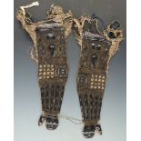 Pair of Japanese Edo period gauntlets with chainmail and lacquered steel protection and family