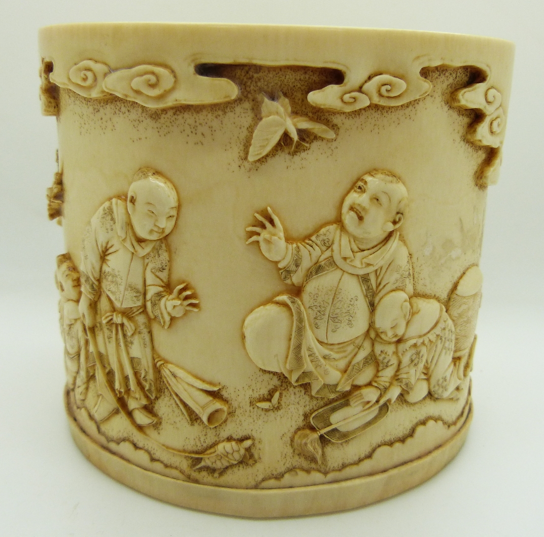 18th/19thC Chinese brush washer with carved figural decoration of a boy with spinning top, figures - Image 2 of 6