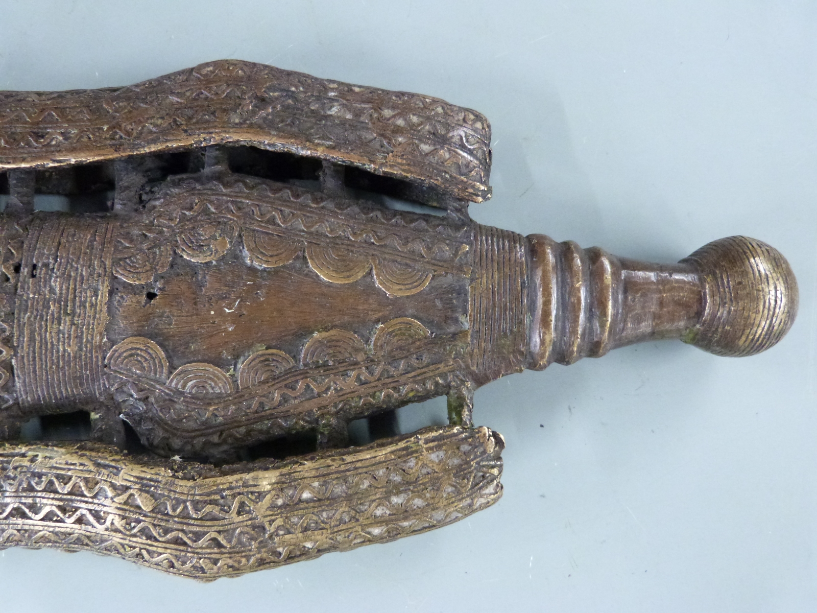 African, Ashanti/Benin ceremonial brass figural dagger in sheath, L48cm - Image 5 of 5