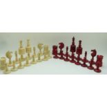 19th/20thC turned bone chess set, probably Staunton, height of king 8.5cm