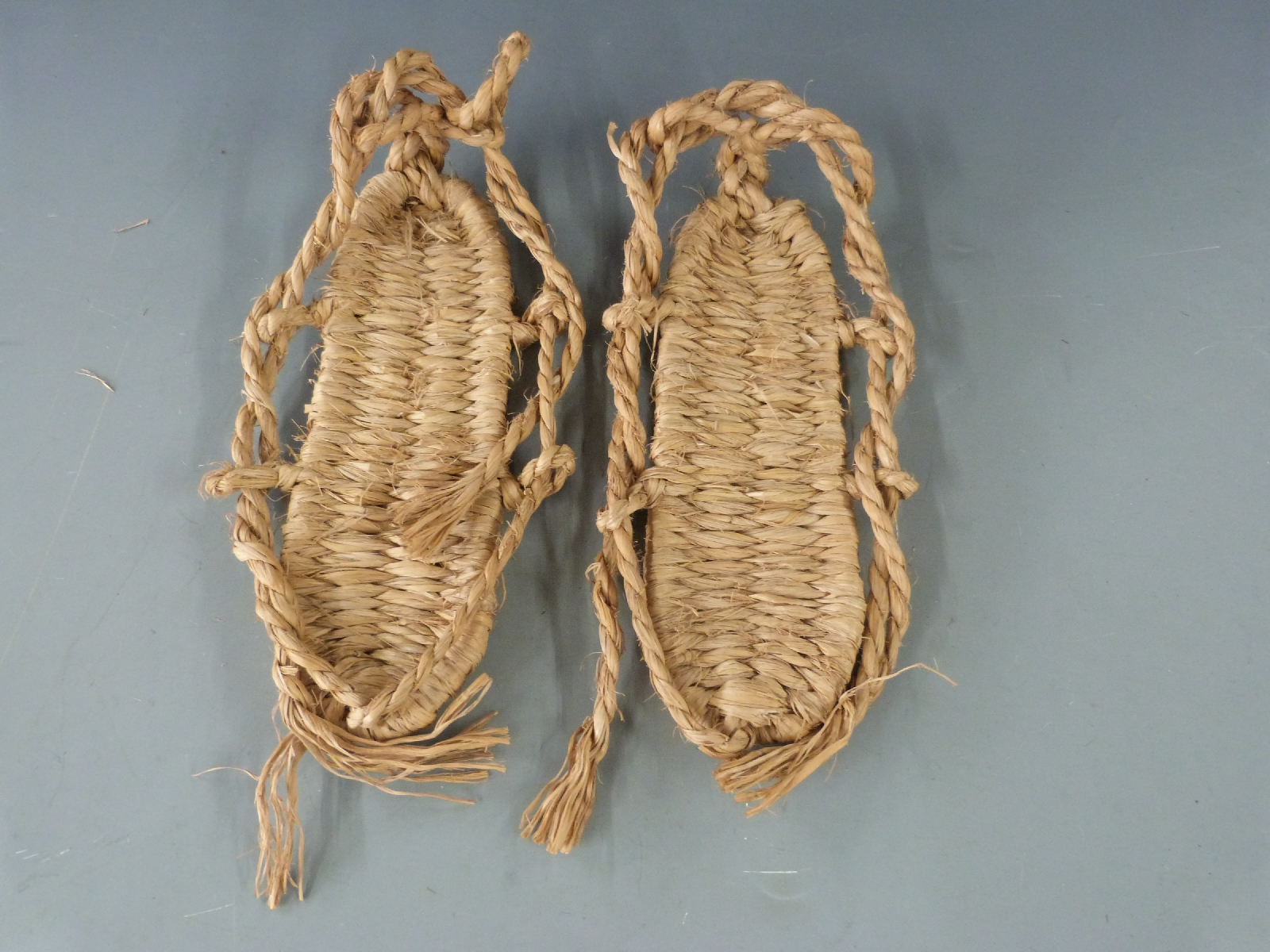 Pair of Waraji Japanese Samurai shoes, L28cm - Image 3 of 3