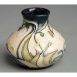 Moorcroft miniature vase decorated with snowdrops and dated 2001, H5.5cm