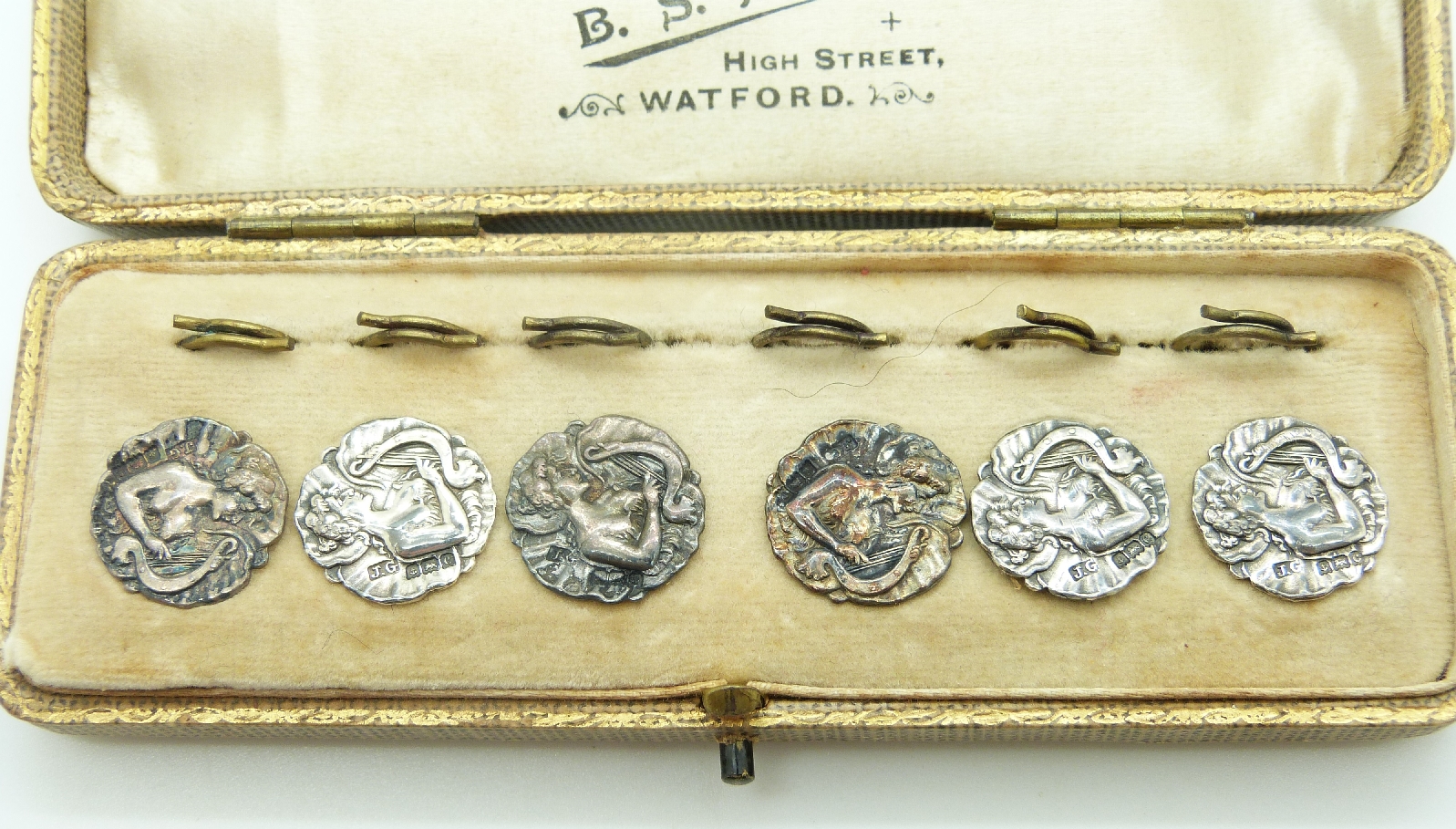 A boxed set of Edwardian silver buttons depicting a lady playing a harp, Birmingham 1903, maker - Image 2 of 4