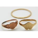 Two 9ct gold signet rings and a 9ct gold ring, 1.8g