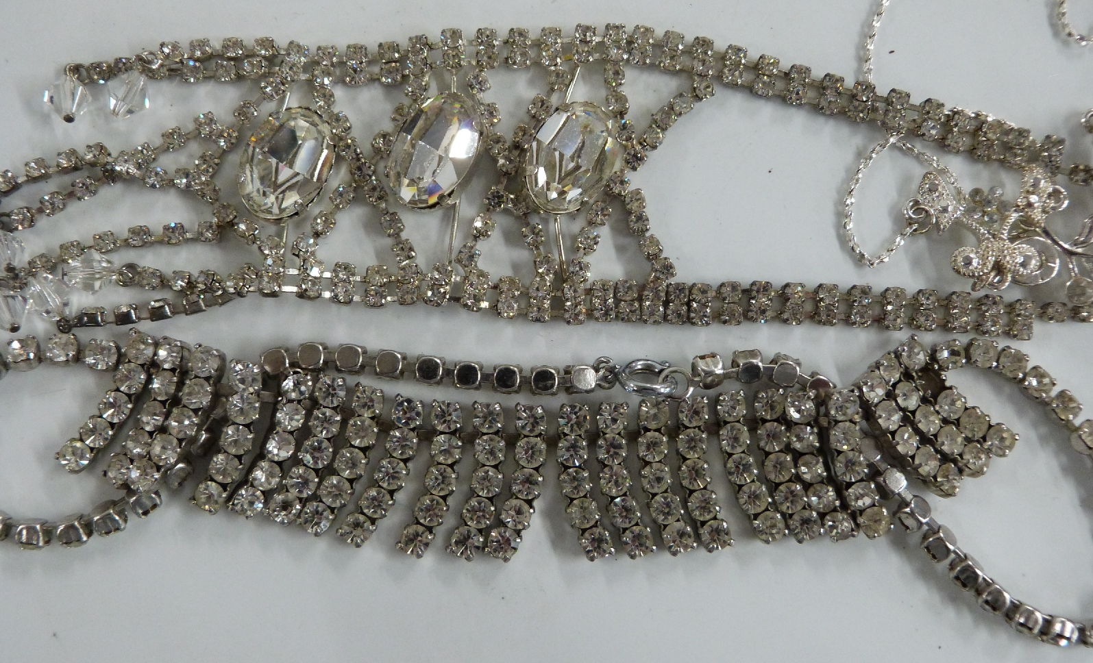 A collection of costume jewellery including beads, brooches, paste necklaces, WBS necklace etc - Image 3 of 5