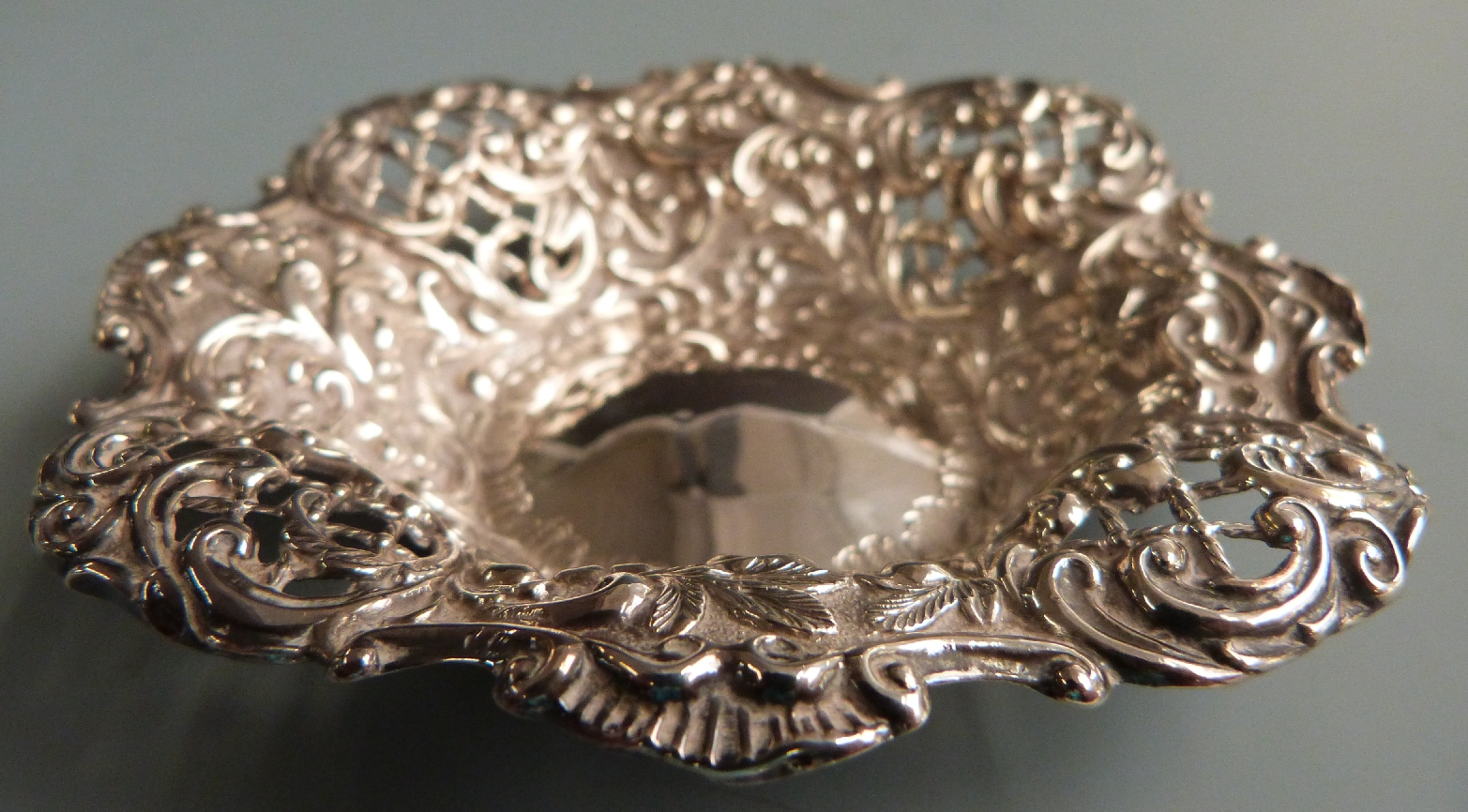 Victorian pair of hallmarked silver pierced and embossed bon bon dishes, Birmingham 1896 maker Henry - Image 3 of 3
