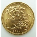 1974 Elizabeth II gold full sovereign, second bust