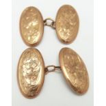 A pair of 9ct gold cufflinks with engraved decoration, Birmingham 1913, 2.9g