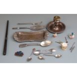 Collection of bijouterie items including guilloché enamel and white metal pill box, plated ware
