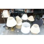 Quantity of lamps and lamp shades