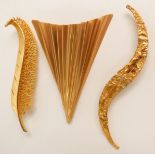 Ugo Correani designer brooch 'Paper Plane' and two other retro/designer feather brooches