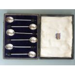 Cased set of six hallmarked silver coffee bean spoons, weight 46g all in