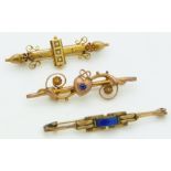 Victorian 9ct gold brooch set with three seed pearls, Chester 1908, a 9ct gold brooch (3.5g) and