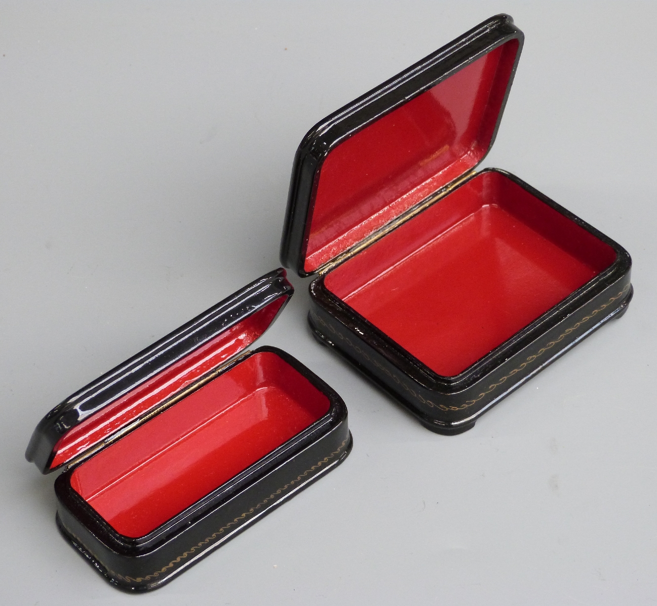 Two Russian lacquer boxes, one depicting a lady in traditional dress (approximately 5cm x 10cm x 2. - Image 4 of 4