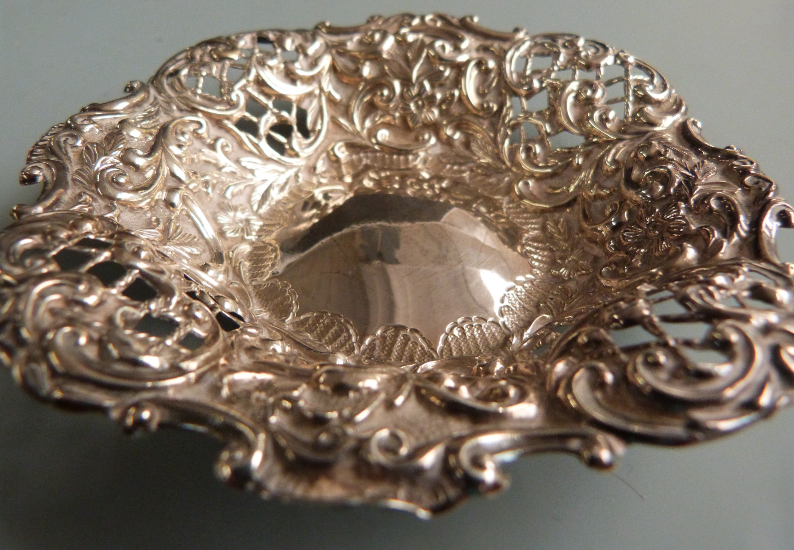 Victorian pair of hallmarked silver pierced and embossed bon bon dishes, Birmingham 1896 maker Henry - Image 2 of 3