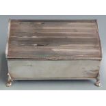 George V hallmarked silver cigarette or jewellery box with shaped engine turned lid, raised on