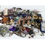A collection of costume jewellery to include agate, necklaces, etc