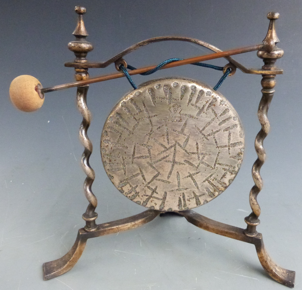 Elkington silver plated seven bar toast rack together with a plated Burmese dinner gong, diameter - Image 4 of 5