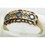 A 9ct gold ring set with sapphires, 2.4g, size P