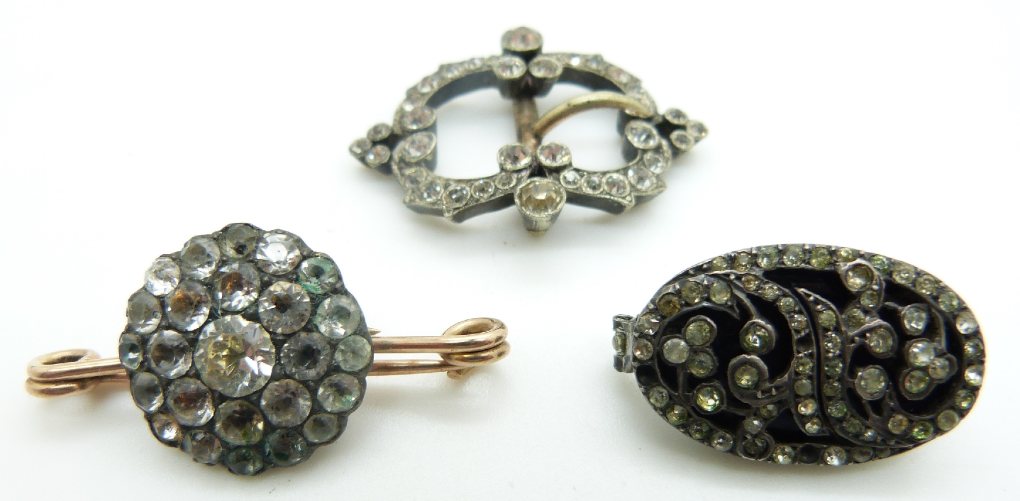 Victorian 9ct gold brooch set with a cluster of foiled paste, Victorian paste buckle, and a silver - Image 2 of 2