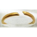 A 22ct gold ring/ wedding band, 2.2g